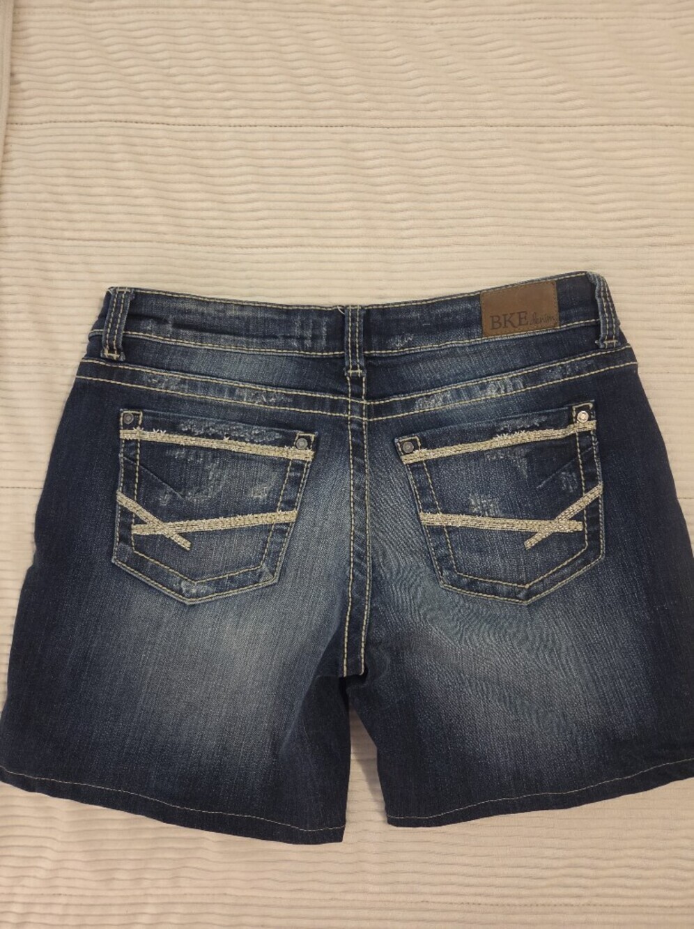 BKE Women’s Dark Blue Denim Jean Shorts with Contrast Back Pocket Stitching